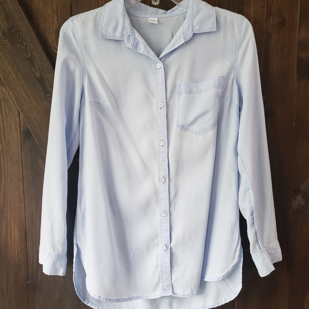 Old Navy Button Down Shirt